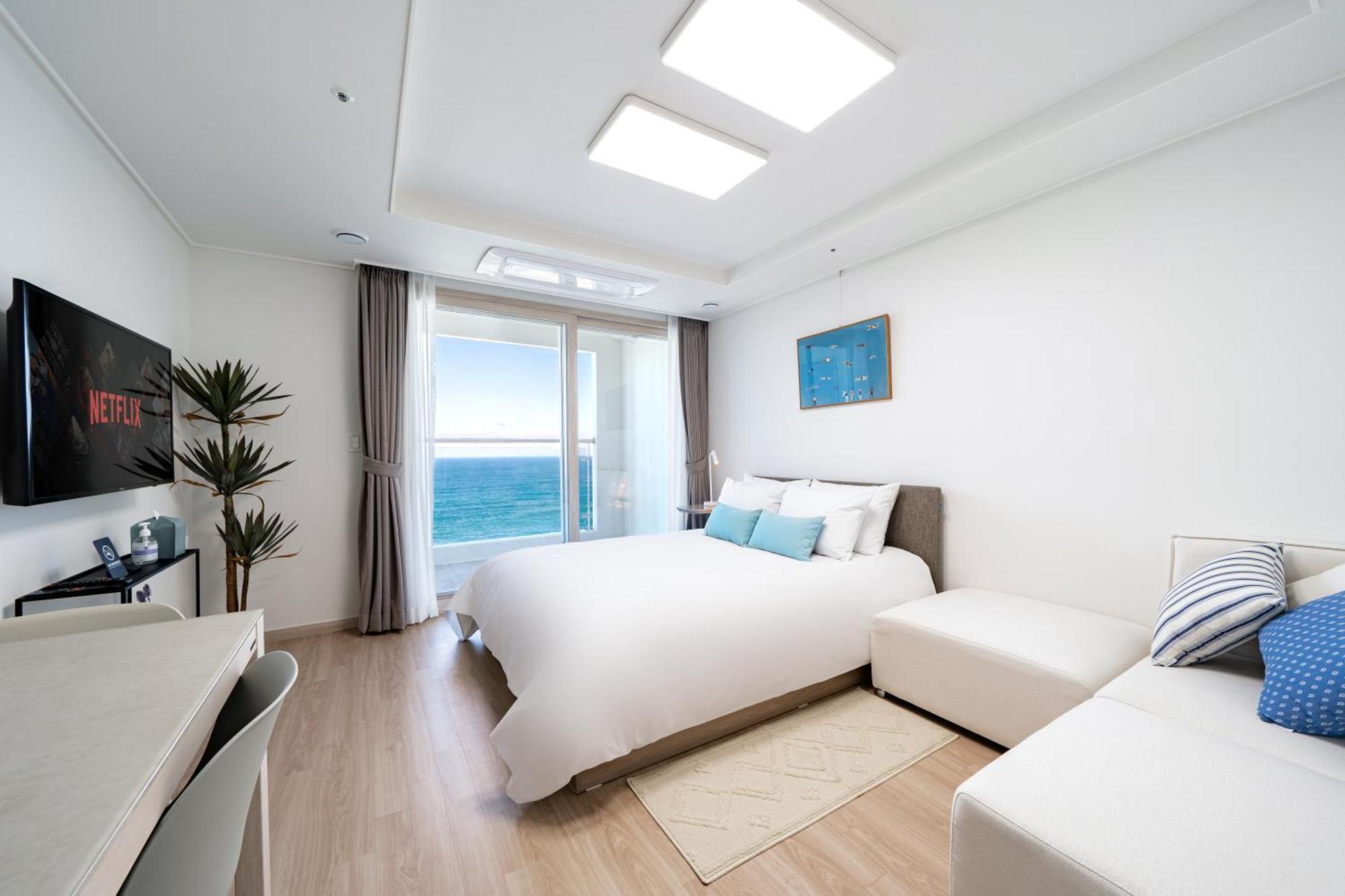 Urbanstay Sokcho Deungdae Beach מראה חיצוני תמונה
