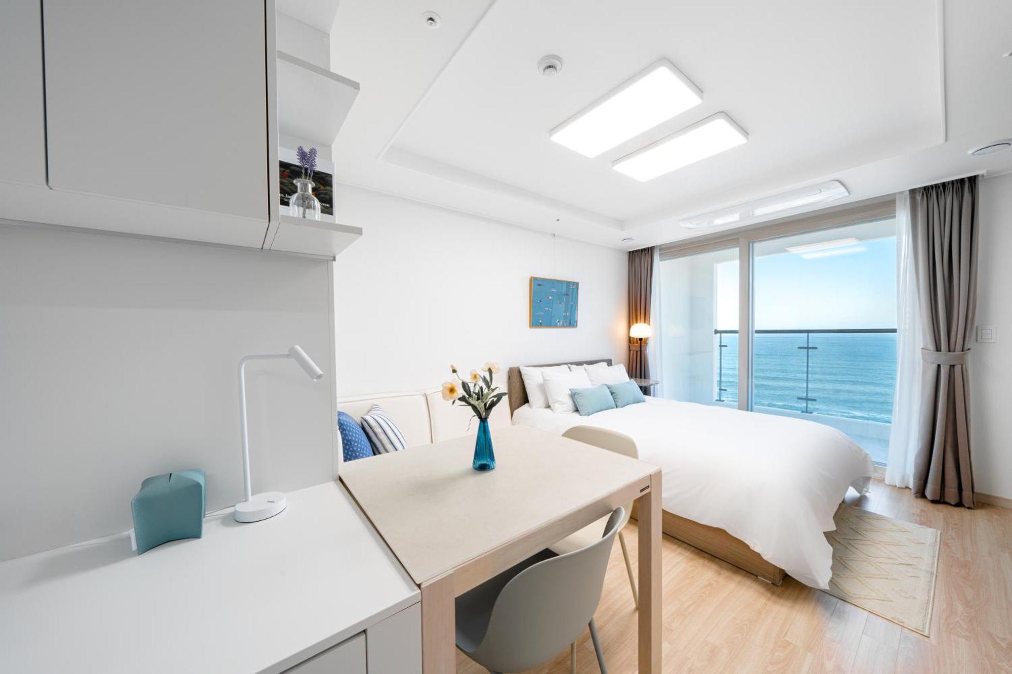 Urbanstay Sokcho Deungdae Beach מראה חיצוני תמונה
