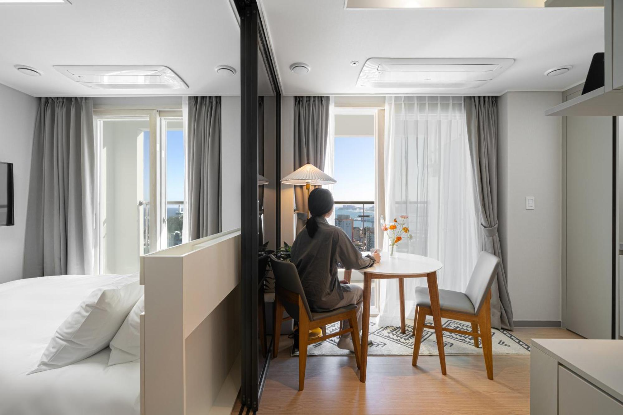 Urbanstay Sokcho Deungdae Beach מראה חיצוני תמונה